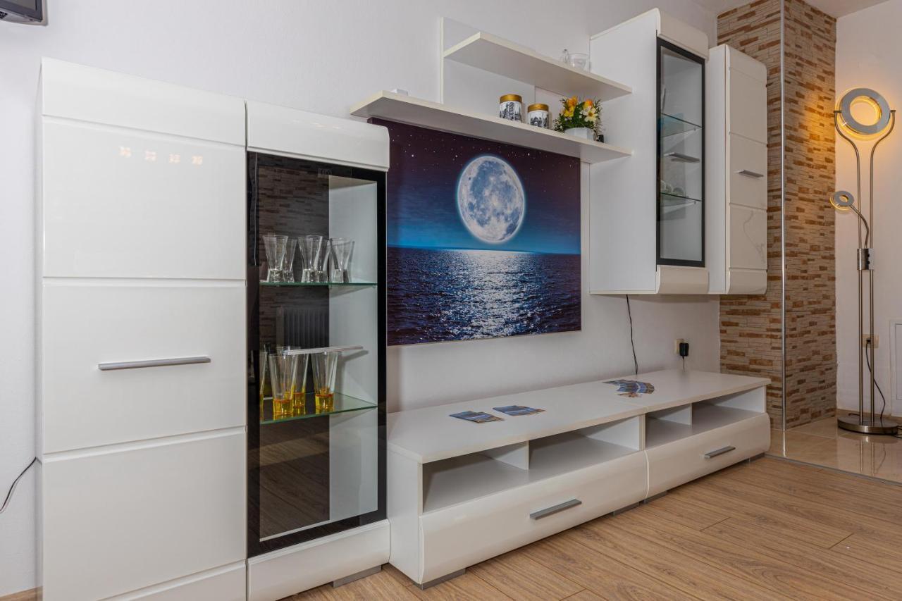 Apartman Šare Crikvenica Bagian luar foto
