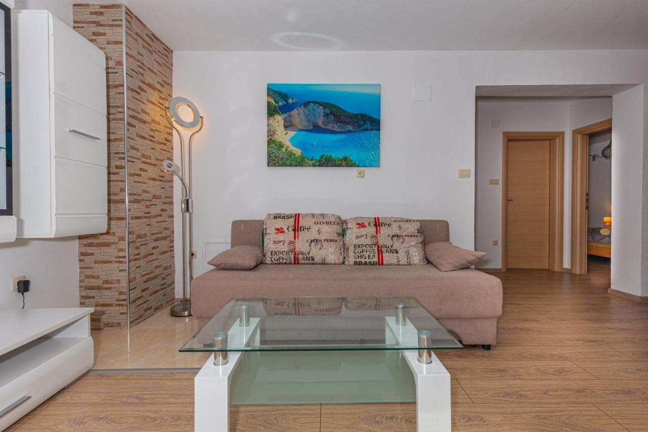 Apartman Šare Crikvenica Bagian luar foto
