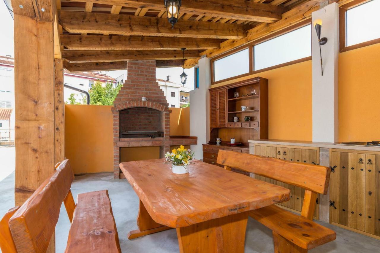 Apartman Šare Crikvenica Bagian luar foto