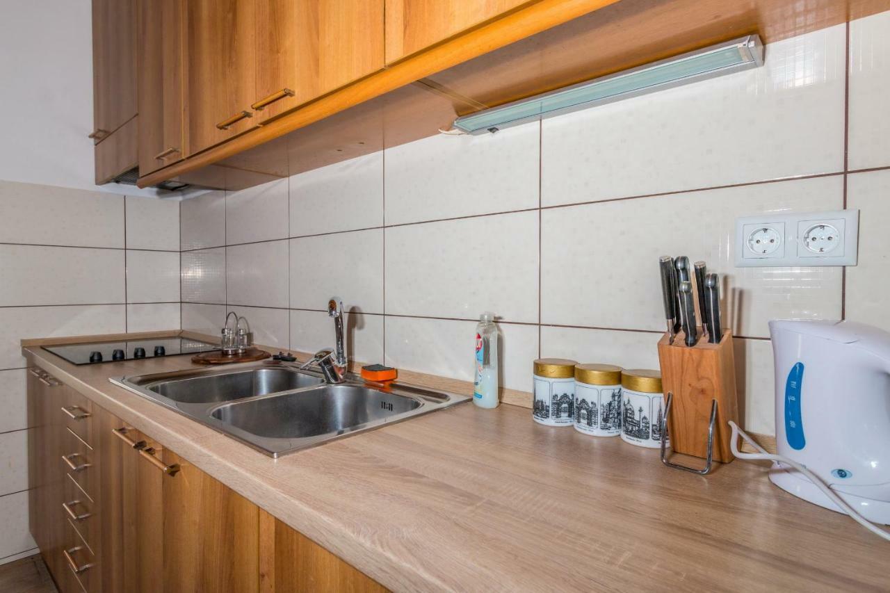 Apartman Šare Crikvenica Bagian luar foto