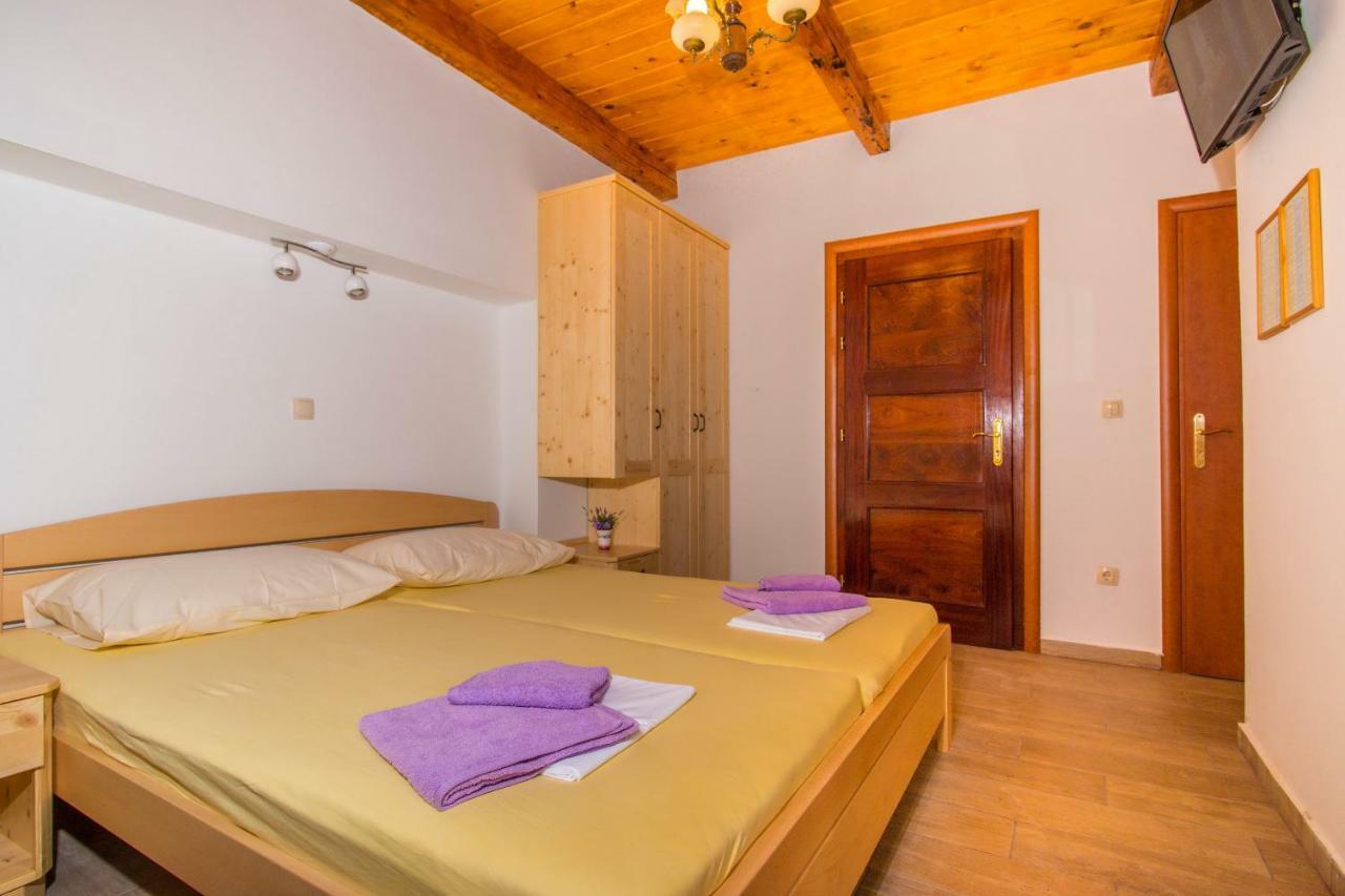 Apartman Šare Crikvenica Bagian luar foto