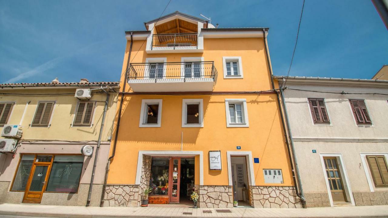 Apartman Šare Crikvenica Bagian luar foto