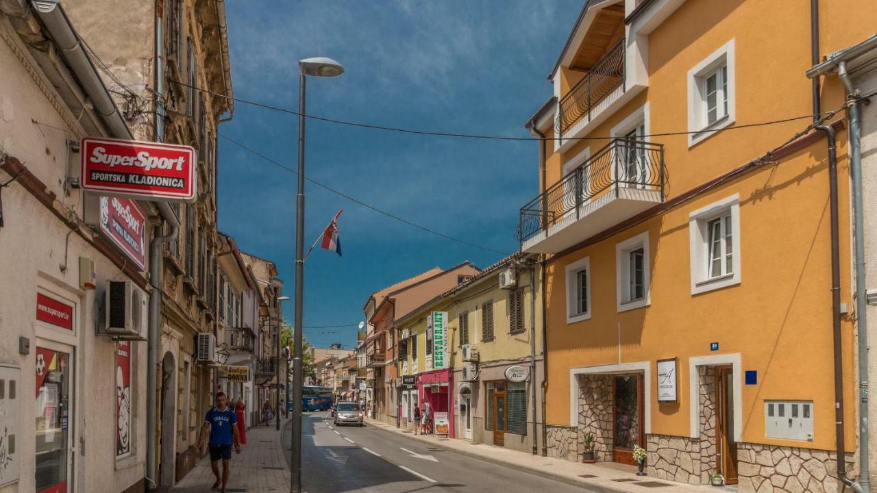 Apartman Šare Crikvenica Bagian luar foto